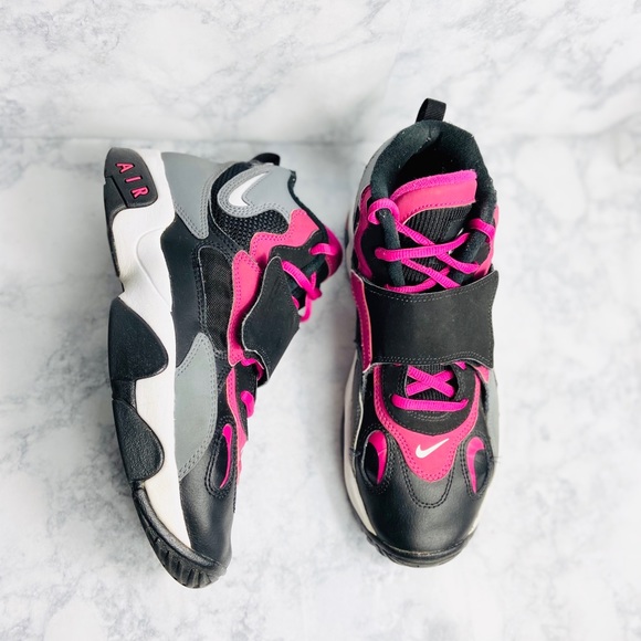 Nike Other - Nike Air Max Size 7Y/ 8.5 Womens